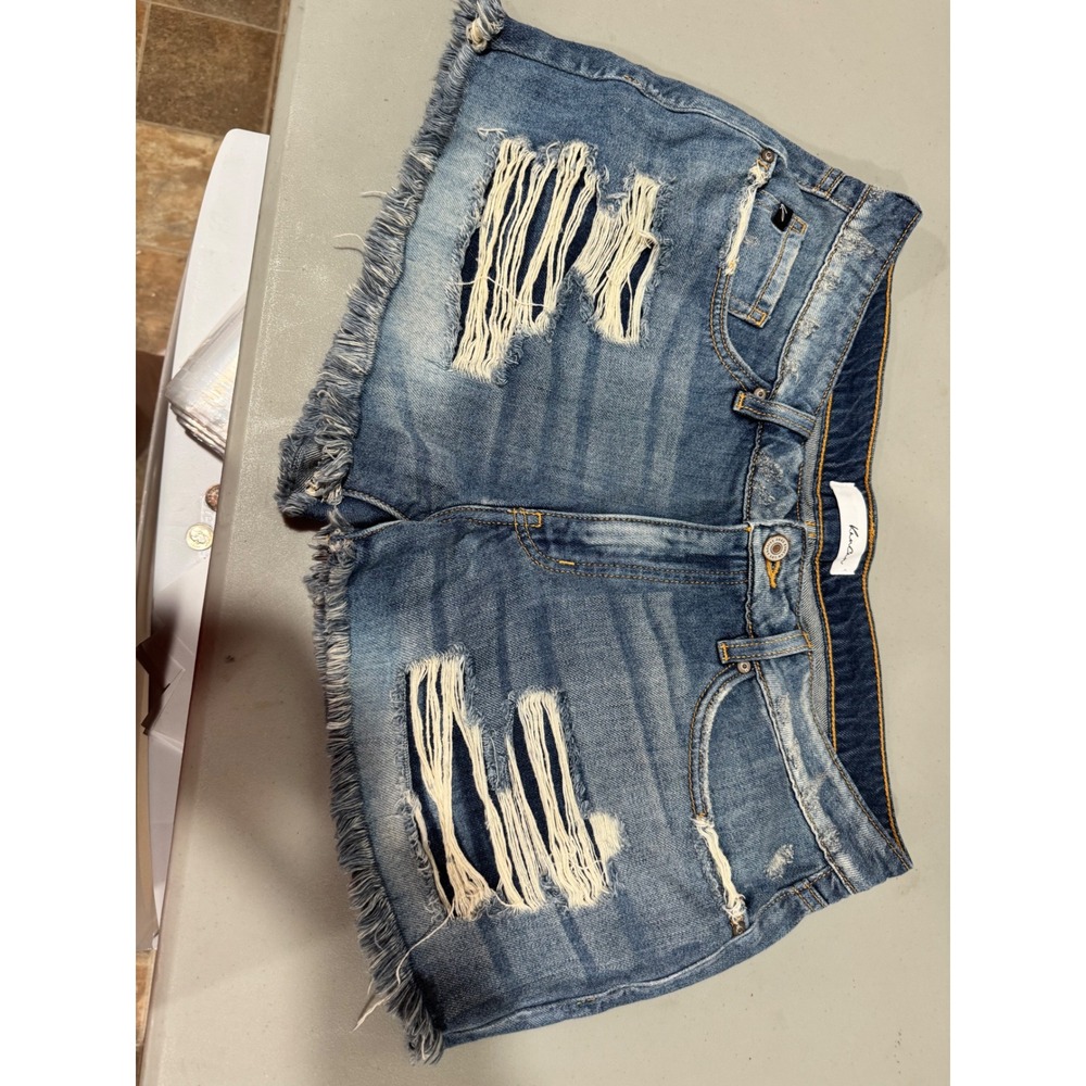 KanCan Womens Distressed Denim Shorts Medium Wash Frayed Hem KC8377M Size 13 30